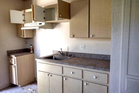 Commercial property in Daytona Beach, Florida 168.99 sq.m. № 1521555 - photo 6