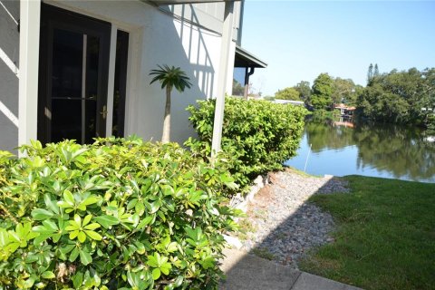 Condo in Clearwater, Florida, 2 bedrooms  № 1841572 - photo 1