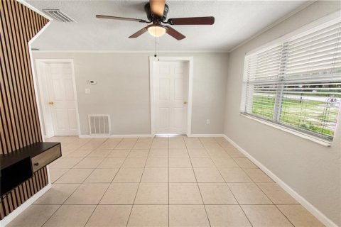 Villa ou maison à vendre à Lakeland, Floride: 3 chambres, 82.13 m2 № 2151615 - photo 11