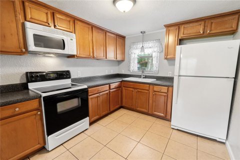 Villa ou maison à vendre à Lakeland, Floride: 3 chambres, 82.13 m2 № 2151615 - photo 13