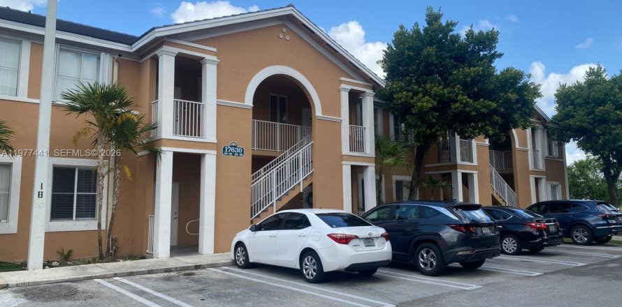 Condo in Hialeah, Florida, 2 bedrooms  № 2042142