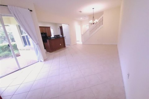 Adosado en alquiler en Coral Springs, Florida, 3 dormitorios, 196.77 m2 № 1924097 - foto 11