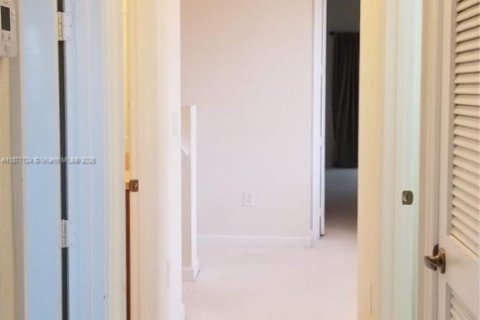 Adosado en alquiler en Coral Springs, Florida, 3 dormitorios, 196.77 m2 № 1924097 - foto 20