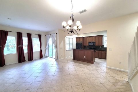 Adosado en alquiler en Coral Springs, Florida, 3 dormitorios, 196.77 m2 № 1924097 - foto 6