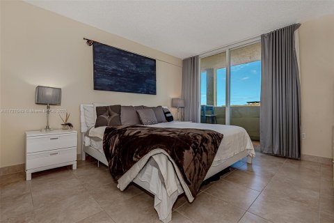 Copropriété à louer à Miami Beach, Floride: 2 chambres, 109.62 m2 № 1862041 - photo 7