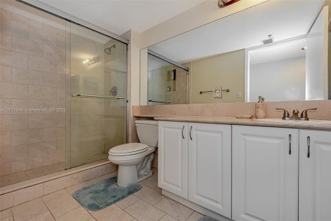 Copropriété à louer à Miami Beach, Floride: 2 chambres, 109.62 m2 № 1862041 - photo 6