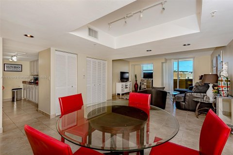 Copropriété à louer à Miami Beach, Floride: 2 chambres, 109.62 m2 № 1862041 - photo 24