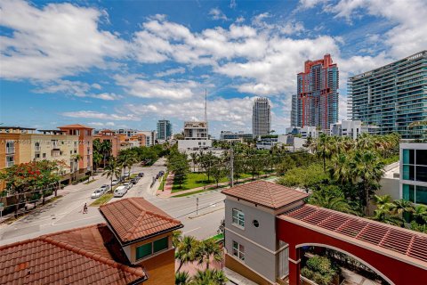 Copropriété à louer à Miami Beach, Floride: 2 chambres, 109.62 m2 № 1862041 - photo 20