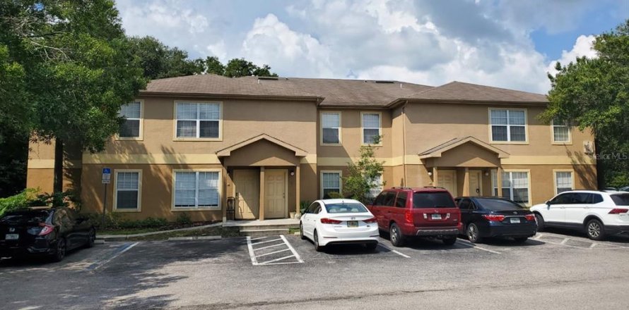 Condominio en Zephyrhills, Florida, 3 dormitorios № 2230357