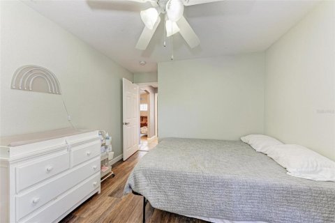 Villa ou maison à vendre à North Port, Floride: 3 chambres, 168.8 m2 № 1908236 - photo 25