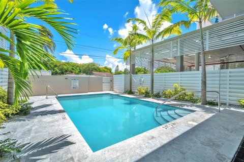 Condo in Hollywood, Florida, 1 bedroom № 1936645 - photo 16