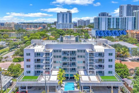 Condo in Hollywood, Florida, 1 bedroom № 1936645 - photo 24