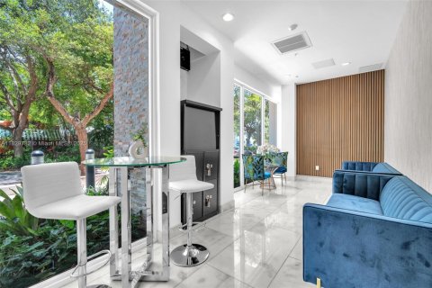 Condo in Hollywood, Florida, 1 bedroom № 1936645 - photo 8