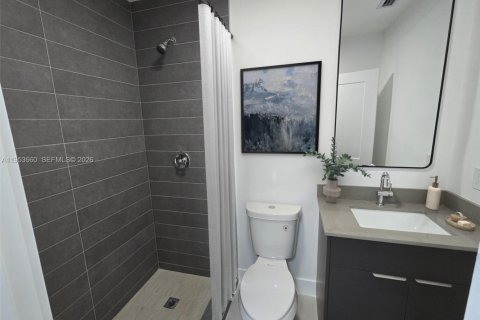 Villa ou maison à vendre à Miami, Floride: 4 chambres, 157 m2 № 2054795 - photo 21