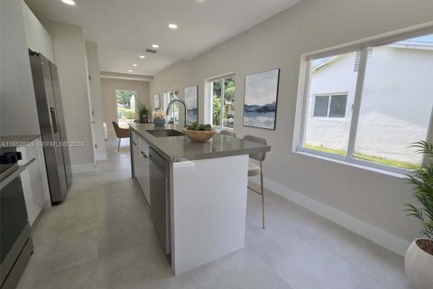 Villa ou maison à vendre à Miami, Floride: 4 chambres, 157 m2 № 2054795 - photo 15