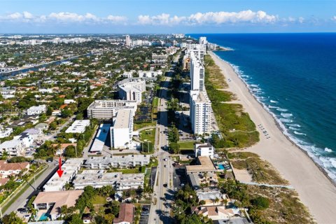 Condominio en venta en Deerfield Beach, Florida, 1 dormitorio, 65.03 m2 № 1983872 - foto 2