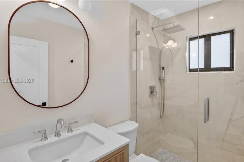 House in Miami, Florida 3 bedrooms, 128.86 sq.m. № 2046576 - photo 13