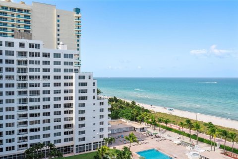 Copropriété à vendre à Miami Beach, Floride: 1 chambre, 113.81 m2 № 1965410 - photo 26