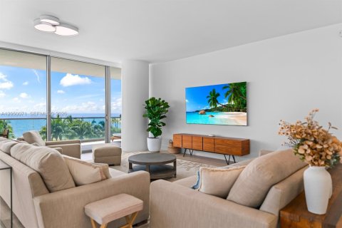 Condominio en alquiler en Bal Harbour, Florida, 2 dormitorios, 199.55 m2 № 2260633 - foto 4