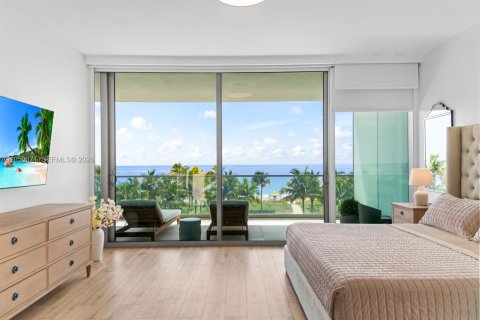 Condominio en alquiler en Bal Harbour, Florida, 2 dormitorios, 199.55 m2 № 2260633 - foto 22