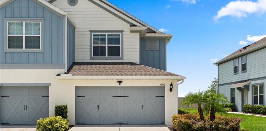 Townhouse in Orlando, Florida 3 bedrooms, 160.54 sq.m. № 1780886