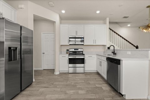 Townhouse in Orlando, Florida 3 bedrooms, 160.54 sq.m. № 1780886 - photo 11