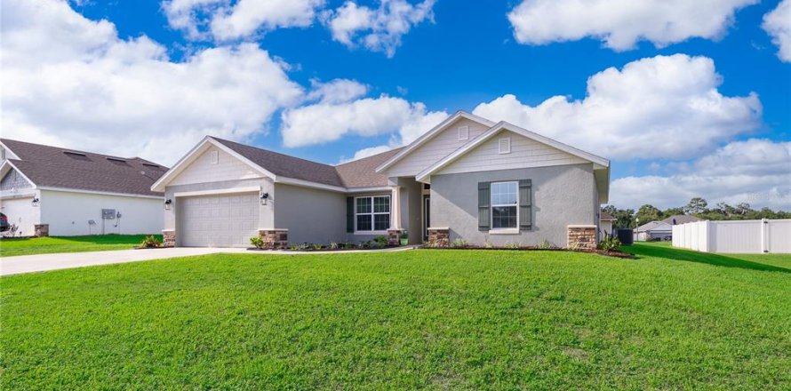 Casa en Ocala, Florida 4 dormitorios, 196.67 m2 № 2110406