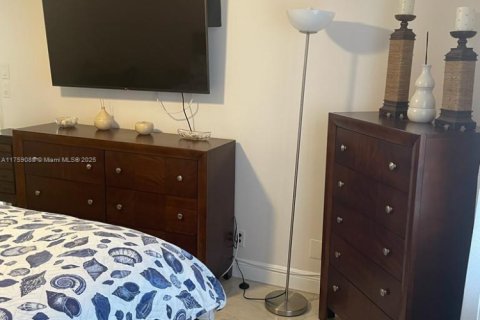 Copropriété à louer à Lauderdale-by-the-Sea, Floride: 1 chambre, 78.97 m2 № 2038673 - photo 15