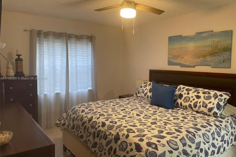 Copropriété à louer à Lauderdale-by-the-Sea, Floride: 1 chambre, 78.97 m2 № 2038673 - photo 12