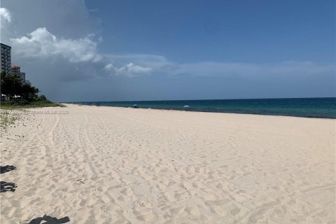 Copropriété à louer à Lauderdale-by-the-Sea, Floride: 1 chambre, 78.97 m2 № 2038673 - photo 24