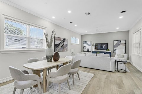 Villa ou maison à vendre à Saint Petersburg, Floride: 4 chambres, 229.56 m2 № 1344395 - photo 4