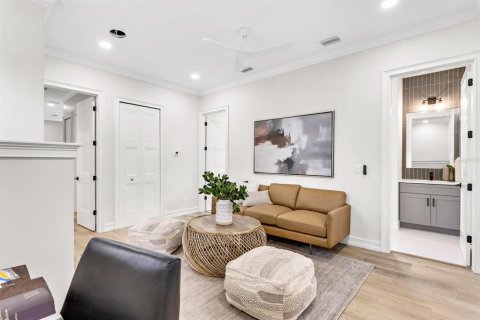 Villa ou maison à vendre à Saint Petersburg, Floride: 4 chambres, 229.56 m2 № 1344395 - photo 18