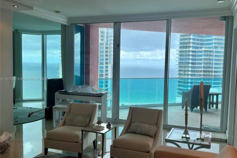 Copropriété à louer à Miami Beach, Floride: 2 chambres, 189.52 m2 № 1922706 - photo 2