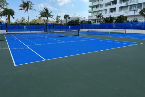 Copropriété à louer à Miami Beach, Floride: 2 chambres, 189.52 m2 № 1922706 - photo 16
