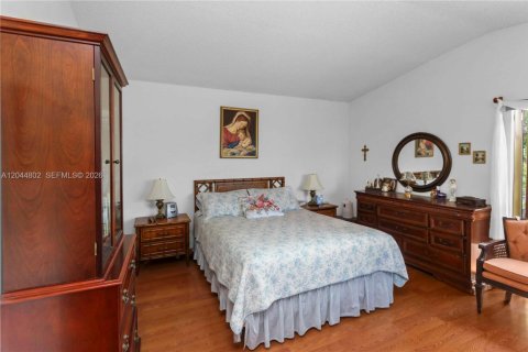 Villa ou maison à vendre à Miami, Floride: 3 chambres, 164.44 m2 № 2270774 - photo 25