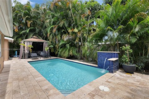 House in Wilton Manors, Florida 3 bedrooms, 124.86 sq.m. № 1840731 - photo 19