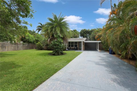 House in Wilton Manors, Florida 3 bedrooms, 124.86 sq.m. № 1840731 - photo 24