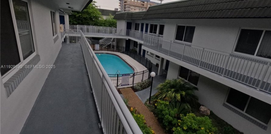Apartamento en Fort Lauderdale, Florida 1 dormitorio, 45.06 m2 № 1988507