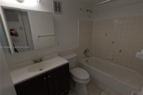 Apartamento en alquiler en Fort Lauderdale, Florida, 1 dormitorio, 45.06 m2 № 1988507 - foto 7