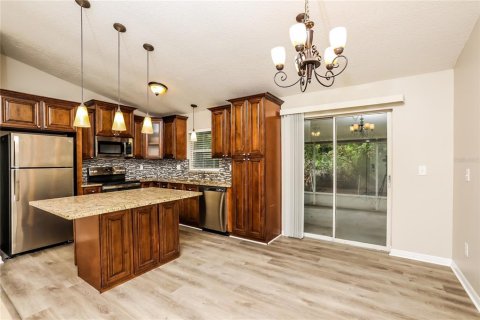 Casa en alquiler en Deltona, Florida, 4 dormitorios, 138.98 m2 № 1911771 - foto 5