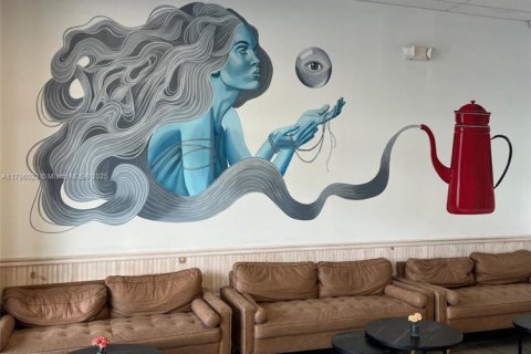 Immobilier commercial à vendre à Miami, Floride № 1936301 - photo 12