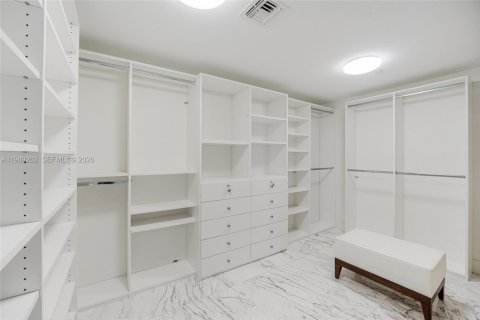 Copropriété à louer à Aventura, Floride: 4 chambres, 328.22 m2 № 2051580 - photo 19