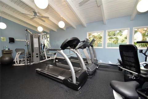 Condo in Sarasota, Florida, 2 bedrooms  № 2138471 - photo 17