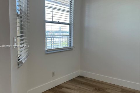 Condominio en venta en Pembroke Pines, Florida, 2 dormitorios, 102.19 m2 № 2073957 - foto 7