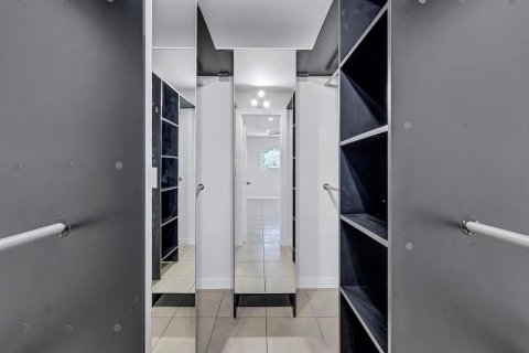 Copropriété à vendre à Deerfield Beach, Floride: 2 chambres, 82.4 m2 № 2397969 - photo 9