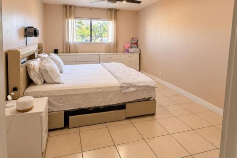 Copropriété à vendre à Deerfield Beach, Floride: 2 chambres, 82.4 m2 № 2397969 - photo 8