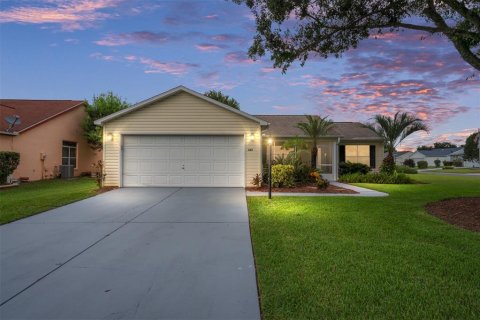Casa en venta en The Villages, Florida, 2 dormitorios, 128.48 m2 № 1918106 - foto 1