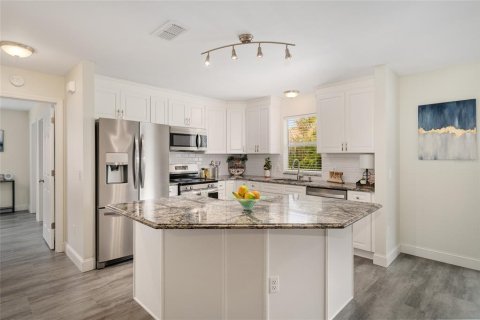 Casa en venta en The Villages, Florida, 2 dormitorios, 128.48 m2 № 1918106 - foto 20