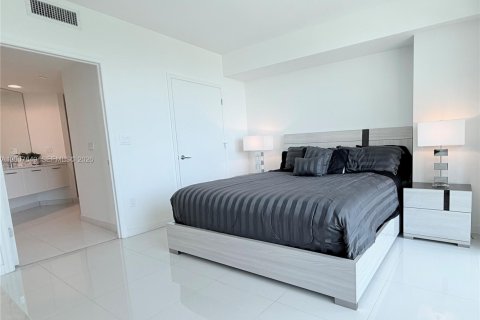 Condo in Miami, Florida, 2 bedrooms № 2073217 - photo 8