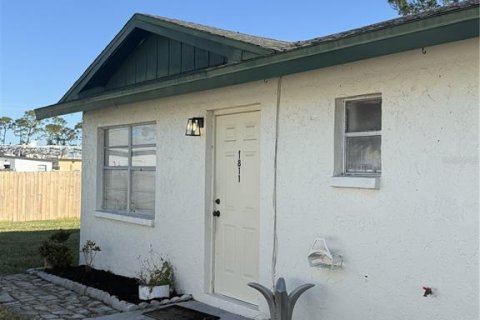 Apartamento en alquiler en Sarasota, Florida, 2 dormitorios, 78.97 m2 № 1913071 - foto 1